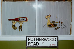 Candle-lit Bistro Opens at Former Blades Site